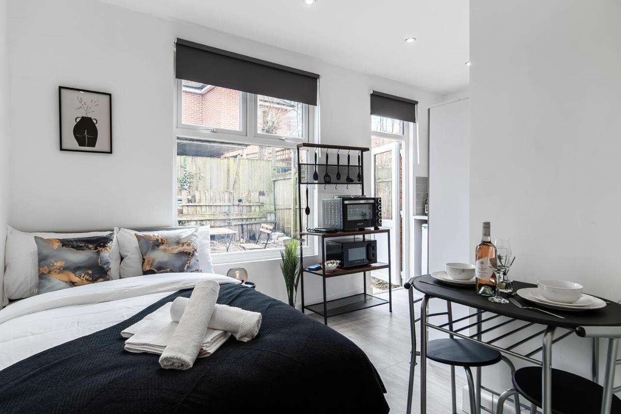 Livestay-Modern Studio Rooms In Zone 2 London Exterior photo